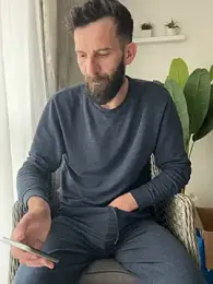 Michel_huge webcam model stream image