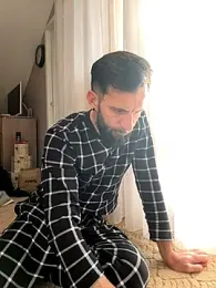 Michel_huge webcam model stream image