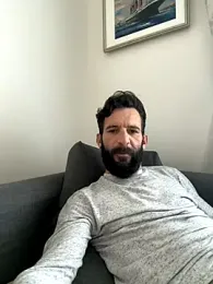 Michel_huge webcam model stream image