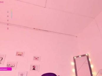 LiaTomson webcam model stream image