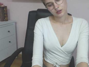 Soft-Sarah webcam model stream image