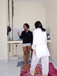 riya190 webcam model stream image