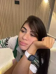 Sarasanders_4 webcam model stream image