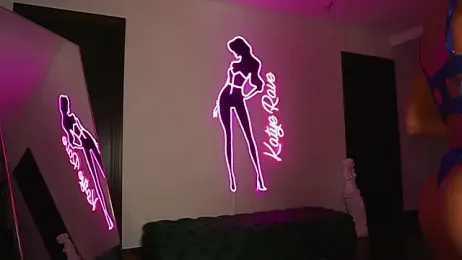 Katyerave webcam stripchat model stream image