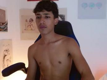 ostin_18hot webcam model stream image