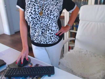 _Angelina_ webcam model stream image