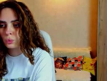 gloria_wood webcam model stream image