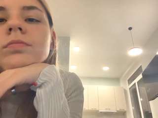 jenniekrone webcam model stream image