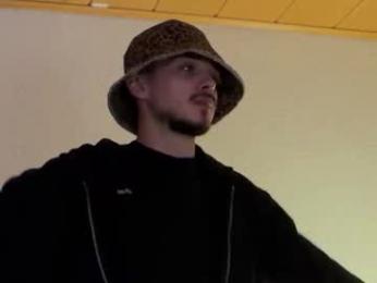 daimon_hall webcam model stream image