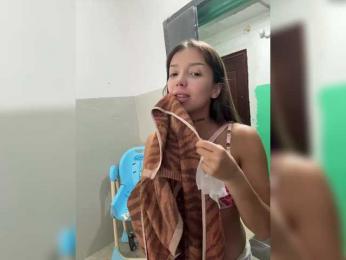 Tr1xie webcam model stream image