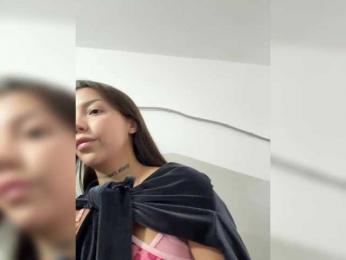 Tr1xie webcam model stream image