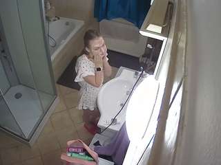 voyeurcam-julmodels-bath-2nd-2 webcam model stream image