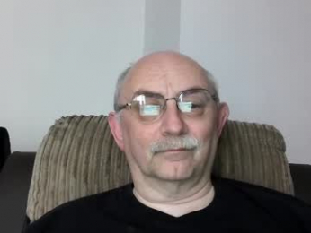 grey_dom webcam model stream image