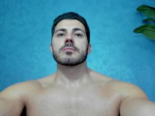 Cutler Q webcam model stream image