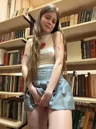 mmelicious webcam model stream image