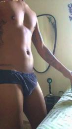 elvisnaomorreu webcam model stream image