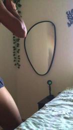 elvisnaomorreu webcam model stream image