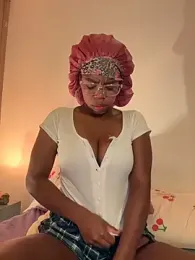 Sweet-Jade webcam model stream image