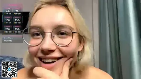 MelodyImam webcam model stream image