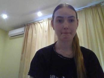 EvaHarris webcam model stream image