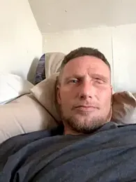 aaronmc311840 webcam model stream image