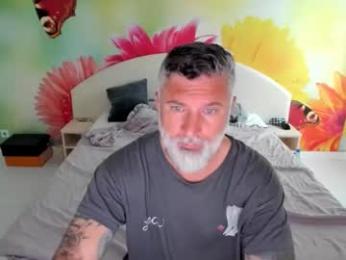 blowmyxxl webcam model stream image