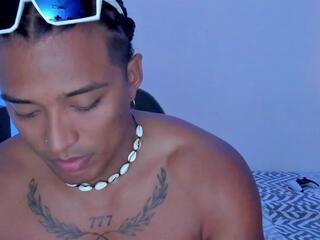 Demon Lee webcam model stream image