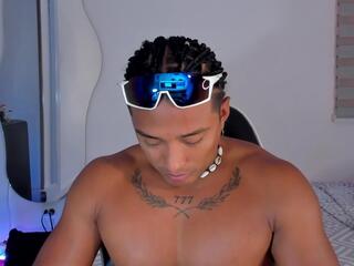 Demon Lee webcam model stream image