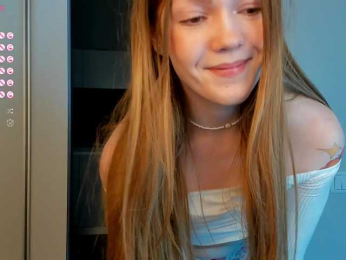 alohaabitches webcam model stream image