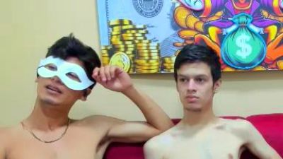 Holdme_Hot webcam model stream image