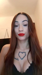 Luciavolvi6 webcam model stream image
