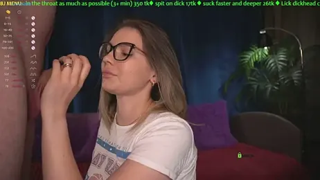 helena_play webcam model stream image