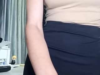 alenemerlin webcam model stream image