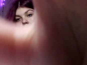 ArvillaHubright webcam model stream image