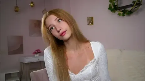 SunnivaCovil webcam model stream image