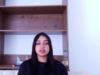 LiaMoon webcam model stream image
