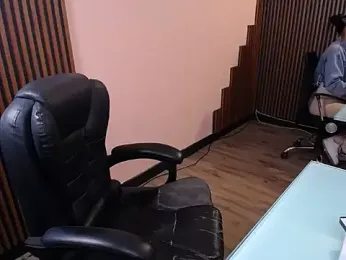 desk_desire webcam stripchat model stream image