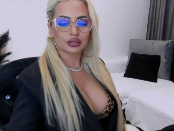 lovelyblondyx webcam model stream image