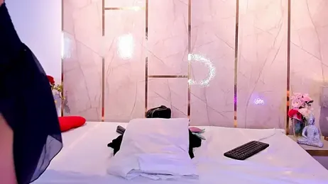 TylerBloom webcam model stream image