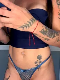 Bubuzinha10 webcam stripchat model stream image