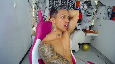 Leonard_Price webcam model stream image
