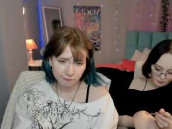 lilac_muse webcam model stream image