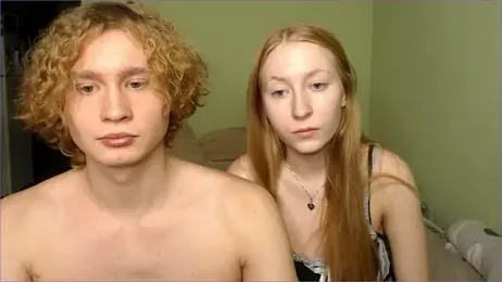 AliceStoneJhonyStone webcam model stream image