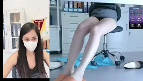 newwell webcam model stream image