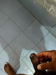 dinesh682 webcam model stream image