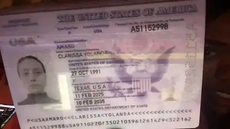 frenchiego webcam model stream image