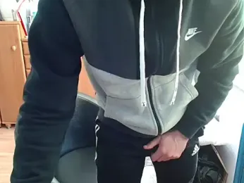 OskarBreno webcam model stream image