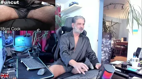 OnlineBossUK webcam model stream image