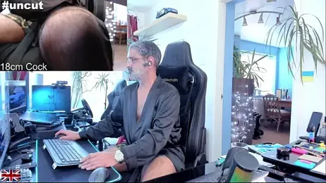 OnlineBossUK webcam model stream image