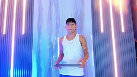 Play_boys_Hot webcam model stream image